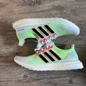 2020 UltraBoost 5.0 DNA 'Dash Grey Signal Green'